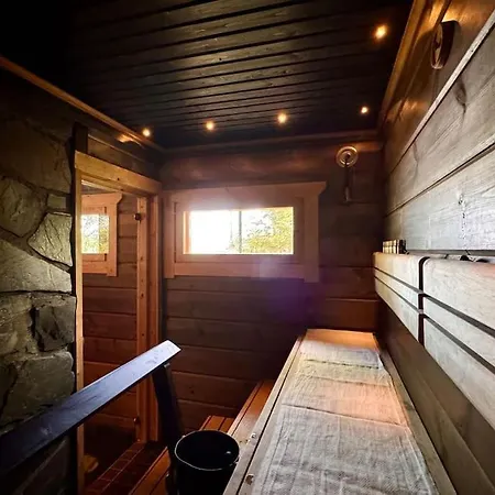 Tunnelmallinen Ilmastoitu Jaervenrantahuvila Вилла Saarijarvi (Western Finland)